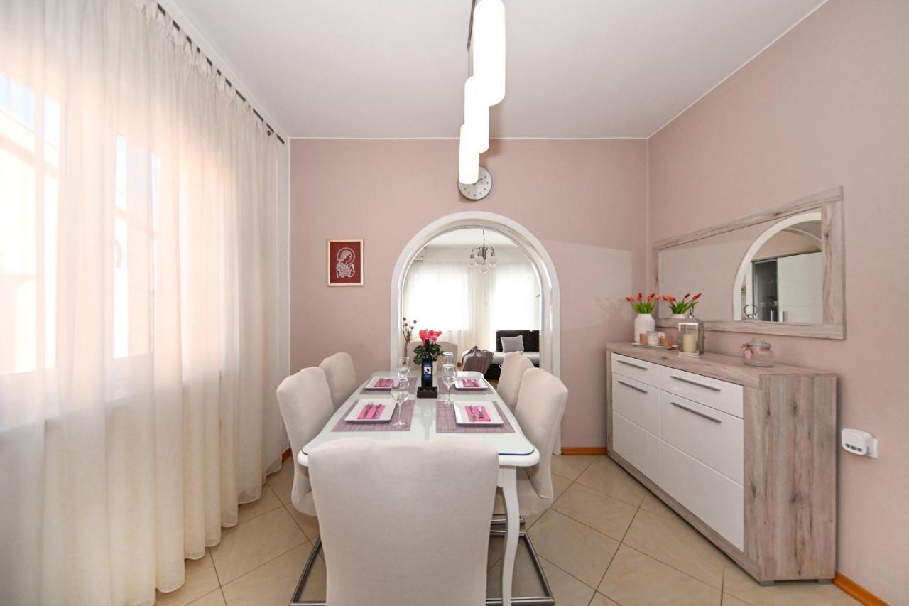 Apartment Irena Posedarje Buitenkant foto